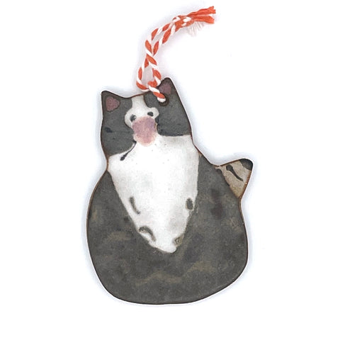 Warm Gray White Bibbed Cat